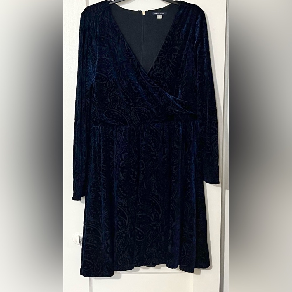 Tommy Hilfiger Size 16 Navy Velour Dress